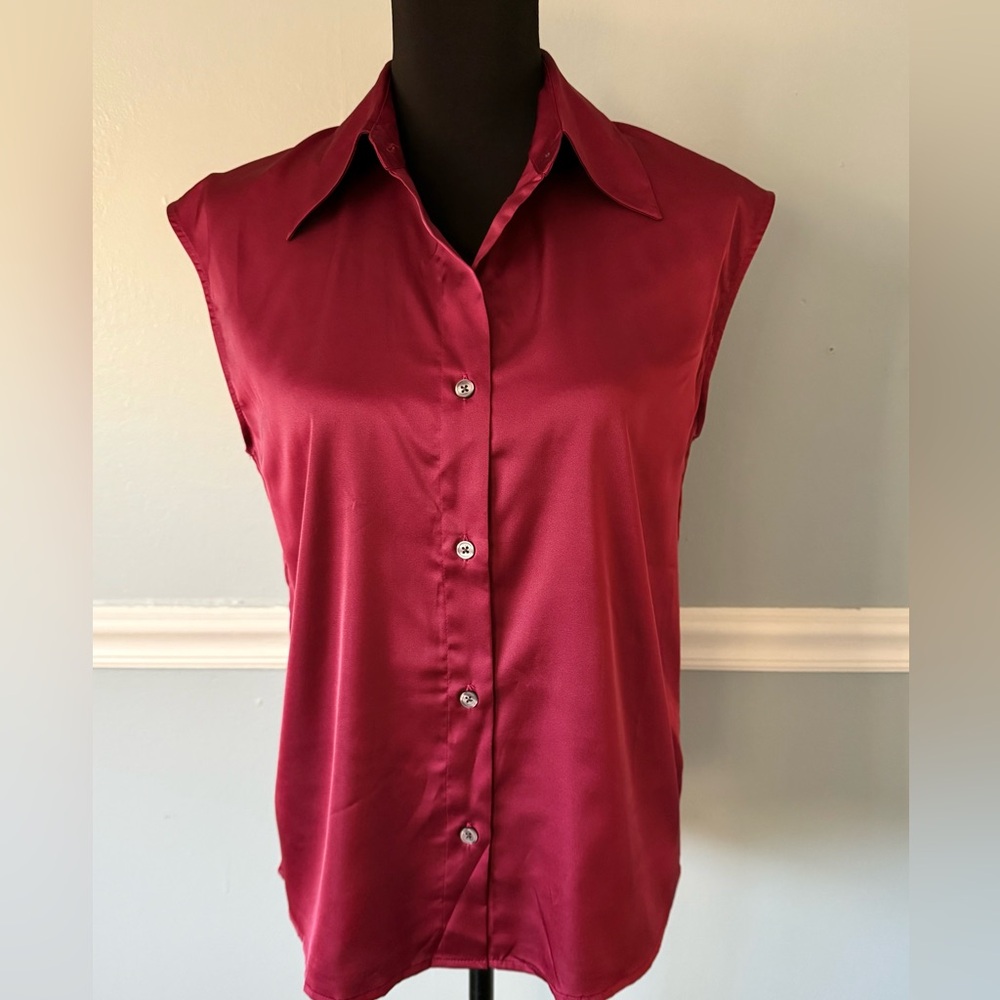 Banana Republic Satin Sleeveless Blouse - Deep Red S